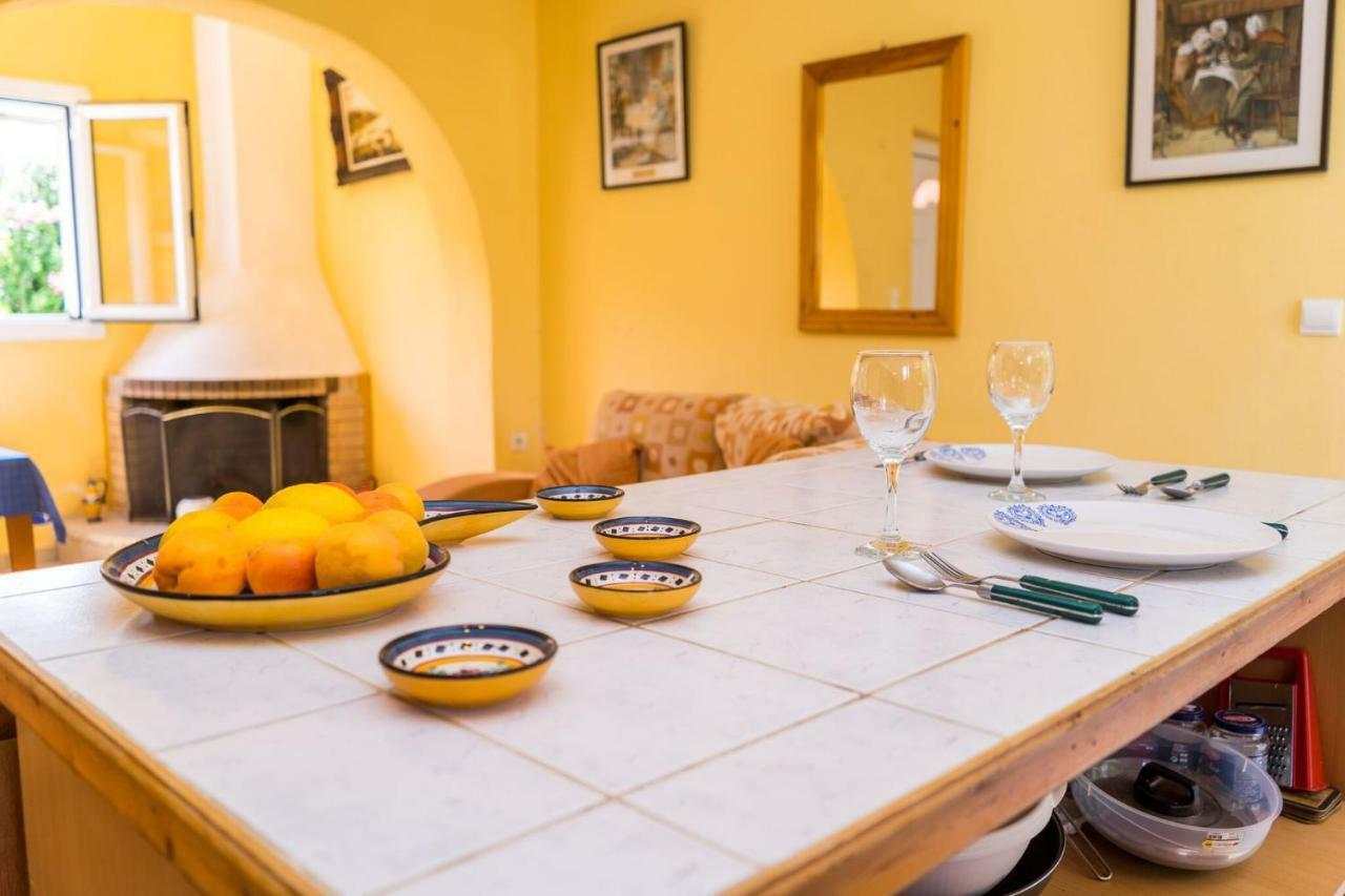 2 Bed House With Mountain View Apartment Alykes  Bagian luar foto